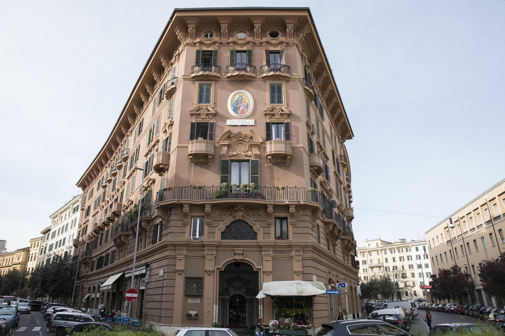Apartment Bright 2br In San Pietro / Vaticano By Sonder *