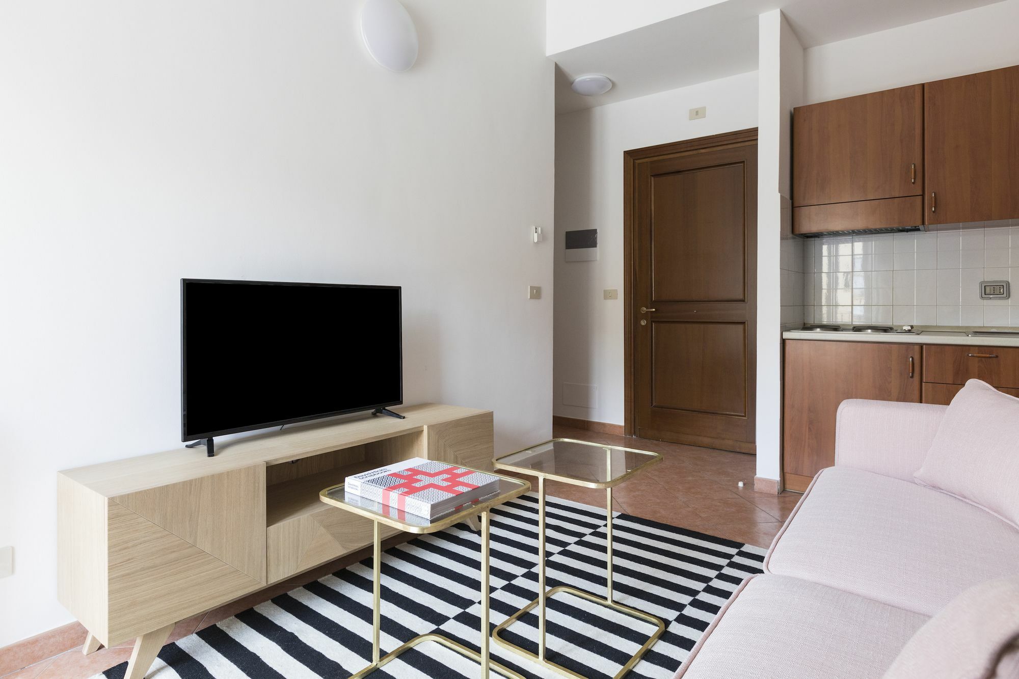 Apartment Bright 2br In San Pietro / Vaticano By Sonder *